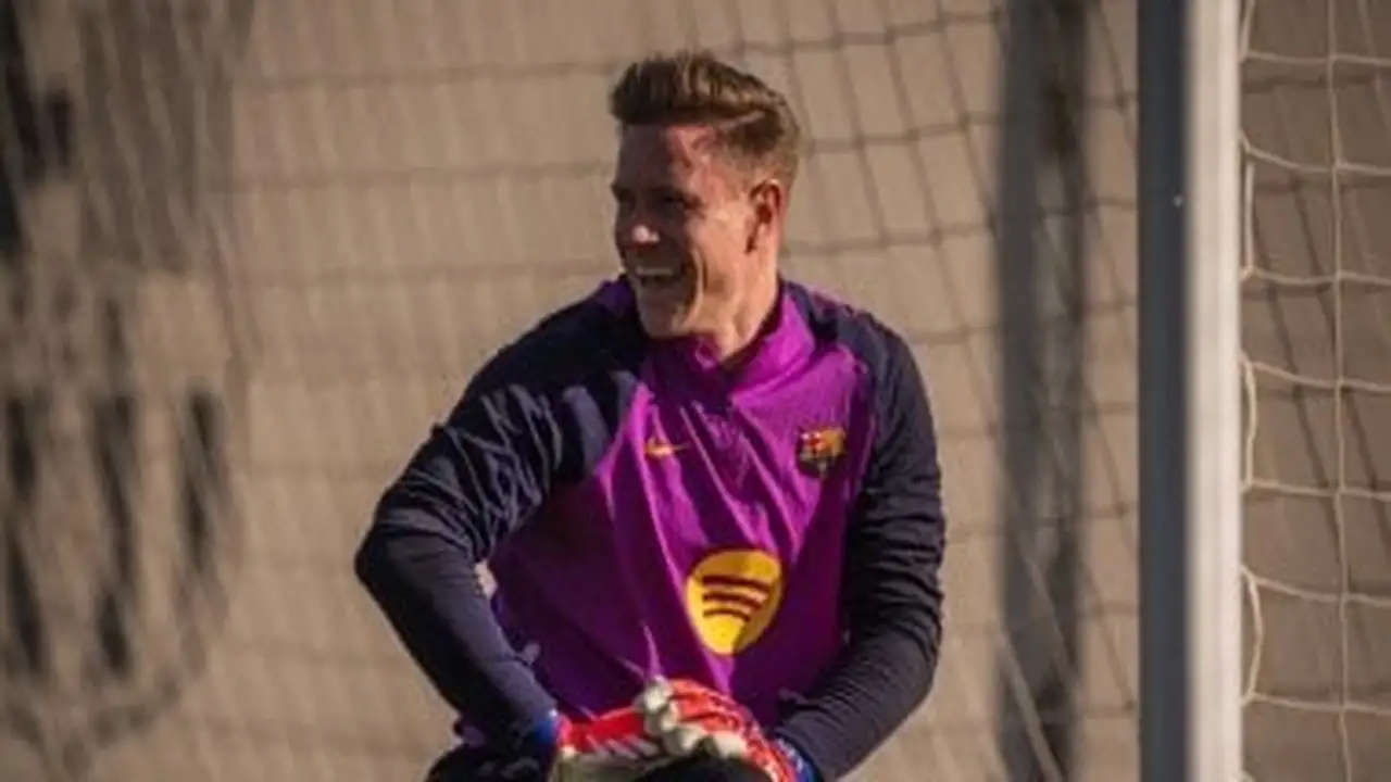 اقتراب انتقال.. تير شتيجن ينضم إلى جيرونا لاستمرار الدوري الإسباني